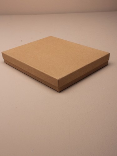 Natural Brown Paper Gift Box. Approx Size: 18cm x 14cm x 2.6cm. This Box has a Black Flocked Foam Pad Insert.