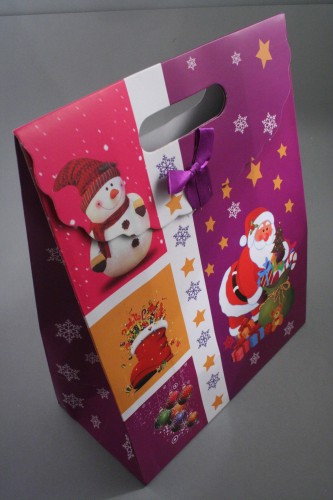 Christmas Themed Fold Flat Gift Box with Velcro Fastner. Size Approx 32cm x 24cm x 10cm Comes Flat packed.