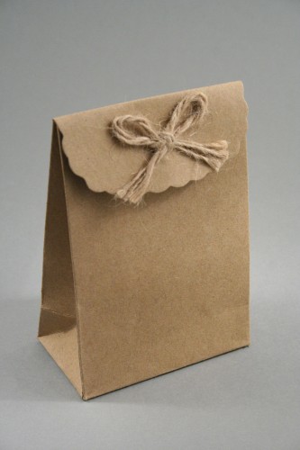 Natural Brown Gift Box with Velcro Top and String Bow. Approx Size: 13cm x 9cm x 5cm.