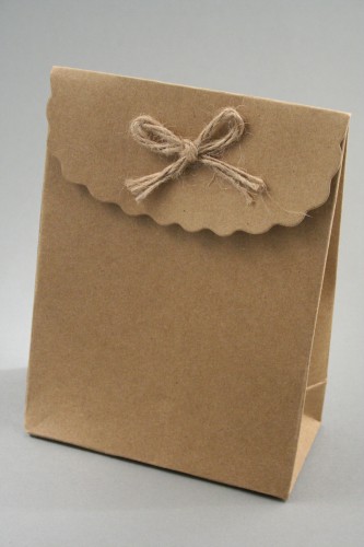 Natural Brown Gift Box with Velcro Top and String Bow. Approx Size: 16cm x 12.5cm x 6cm.